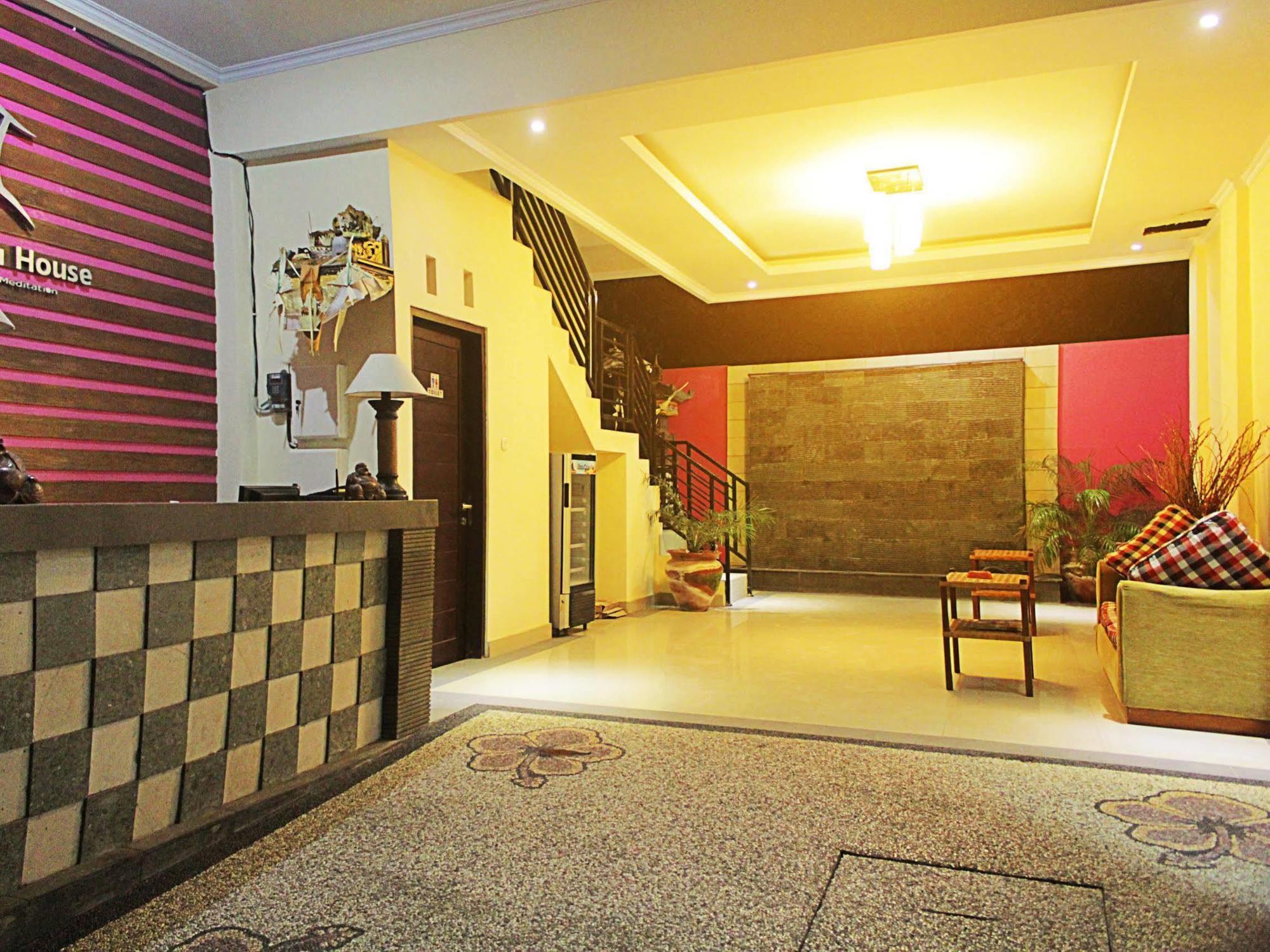 Ramantika Bali House Hotel Jimbaran  Exterior photo